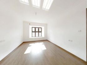 碧桂园时代悦城 4室2厅2卫 143m&sup2;