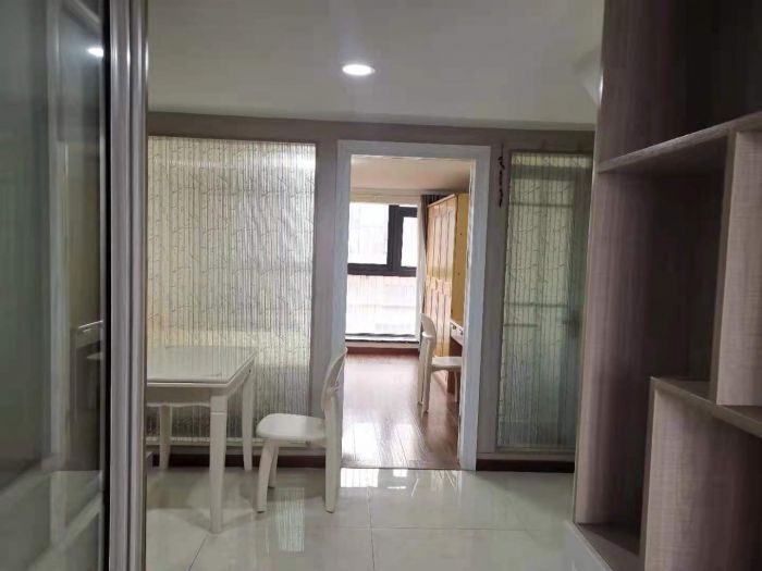 唐人公寓 1室1厅1卫 50m&sup2;