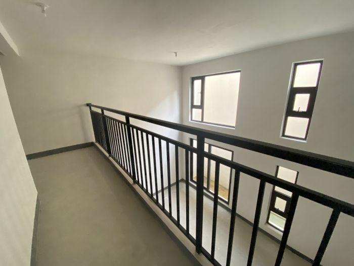 春风南岸西园 5室3厅3卫 400m&sup2;