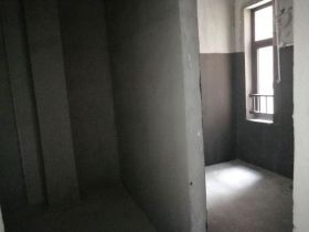 雨润星雨华府 4室2厅3卫 205m&sup2;