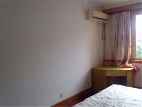 朝晖花园 3室2厅2卫 130m&sup2;