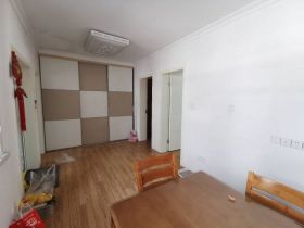 南川园 2室1厅1卫 65m&sup2;