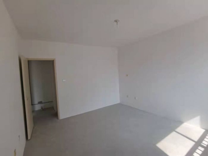 世家花园 2室1厅1卫 72m&sup2;
