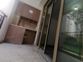 中南世纪花城三期 1室1厅1卫 66.00m&sup2;