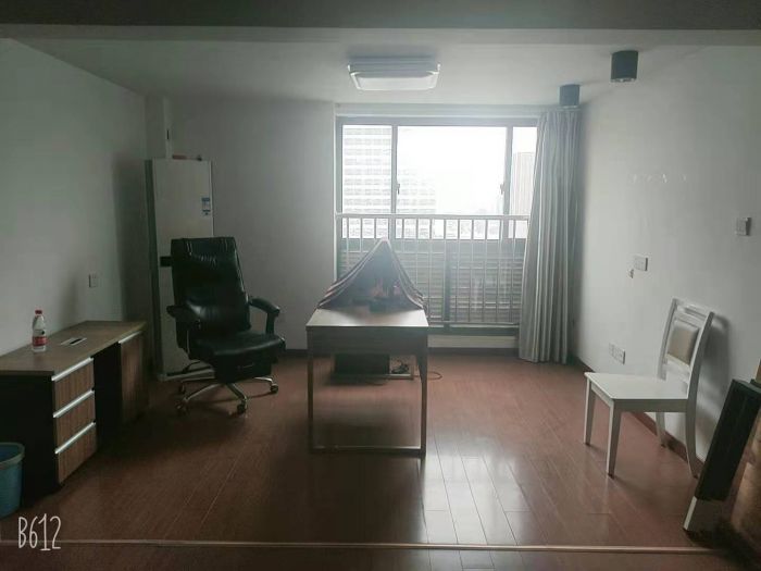 鸿运大厦 2室2厅2卫 65.5m&sup2;
