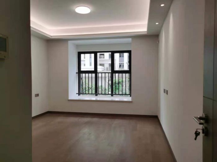 中海上东区 3室2厅2卫 125m&sup2;