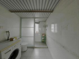 紫东花苑 3室2厅1卫 131.74m&sup2;
