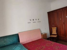 易家桥新村 3室1厅1卫 72.5m&sup2;