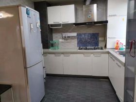 凤凰莱茵苑 3室1厅2卫 160m&sup2;