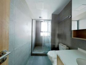 雍华府 4室2厅2卫 136.67m&sup2;