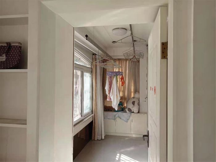 春晖花园 3室2厅2卫 136m&sup2;