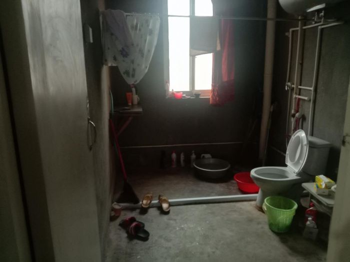 新华佳园 2室1厅1卫 93m&sup2;