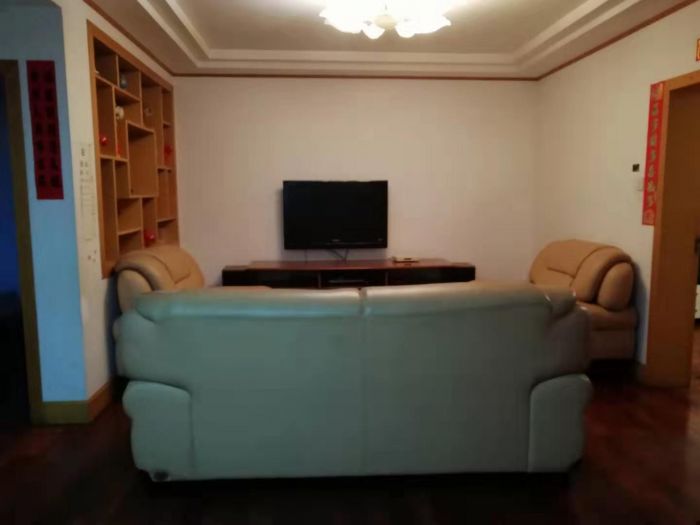 莲花苑 5室2厅1卫 94.41m&sup2;