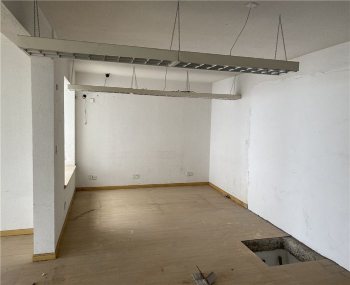 七星花园 4室2厅3卫 186m&sup2;