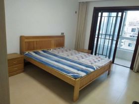 东晖花园 4室2厅2卫 130m&sup2;
