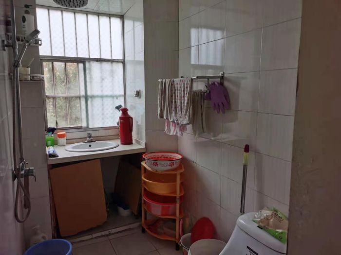 虹桥南村 3室1厅1卫 71.2m&sup2;