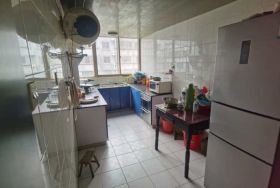 百花军宅苑 3室2厅2卫 130m²