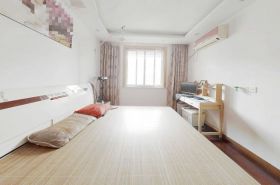 星景花园 3室2厅1卫 125m&sup2;