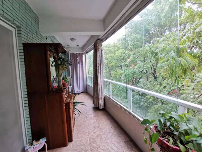 天安花园 4室2厅2卫 165m&sup2;