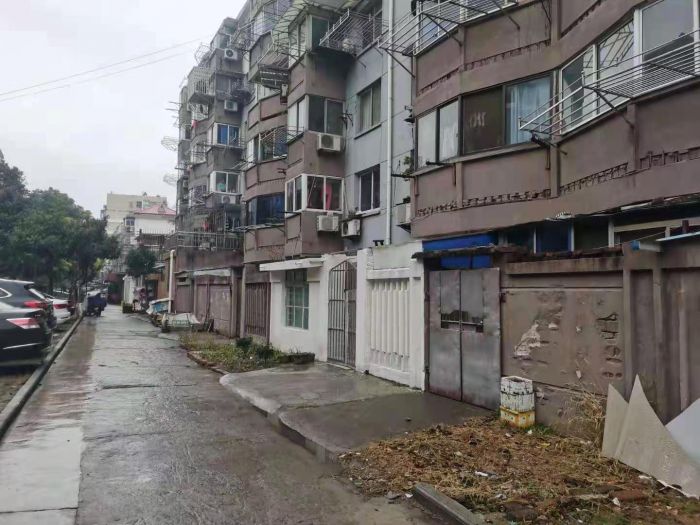 濠西园中北小区 3室2厅1卫 130m&sup2;