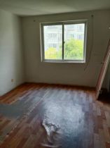 春晖花园 3室2厅2卫 136m&sup2;