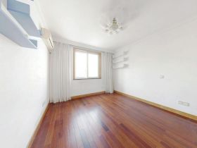 中南俪园 3室2厅2卫 137.24m&sup2;