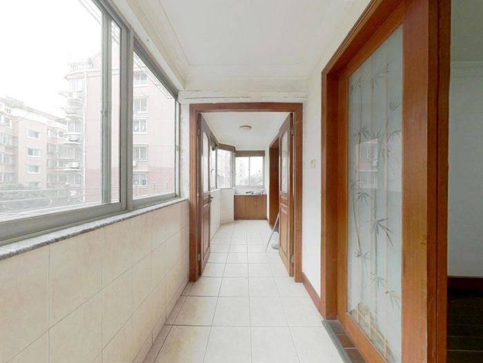 阳光花园 3室2厅1卫 124.86m&sup2;