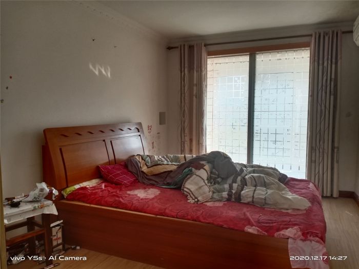 锦安花园 6室2厅3卫 120m&sup2;