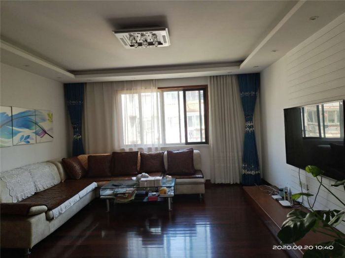 北濠顺遂楼 3室2厅2卫 150m&sup2;