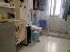 亚太苑 3室2厅2卫 133m&sup2;