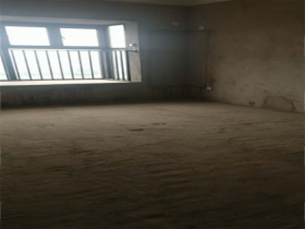 华强城 4室2厅2卫 158m&sup2;