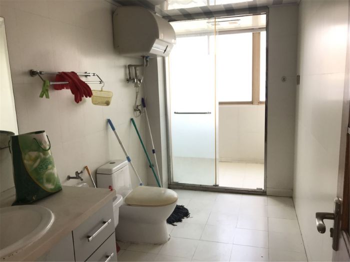 天都花苑 5室2厅2卫 128m&sup2;