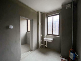 观河华府 2室1厅1卫 80m&sup2;