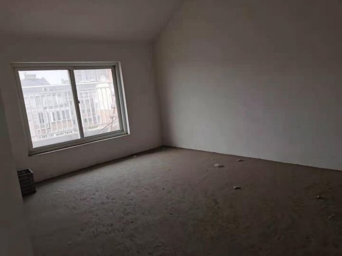 星通花园 5室2厅1卫 191m&sup2;