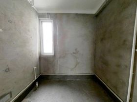 江景花园 3室2厅2卫 144m&sup2;
