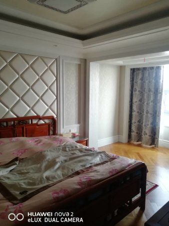 景华城 5室2厅3卫 311.77m&sup2;