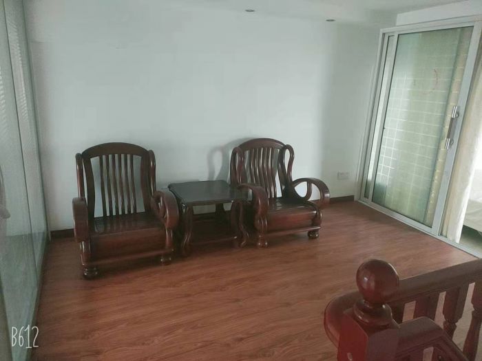 鸿运大厦 2室2厅2卫 65.5m&sup2;