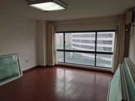 鸿运大厦 2室1厅1卫 65m&sup2;