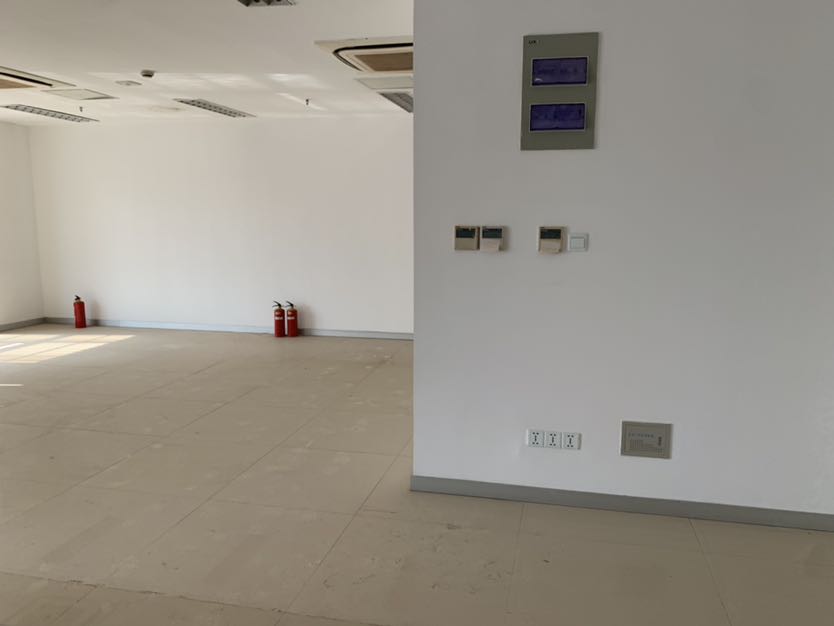 锦峰大厦 3室1厅1卫 140.64m&sup2;
