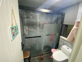 紫东南苑 3室1厅1卫 129m&sup2;