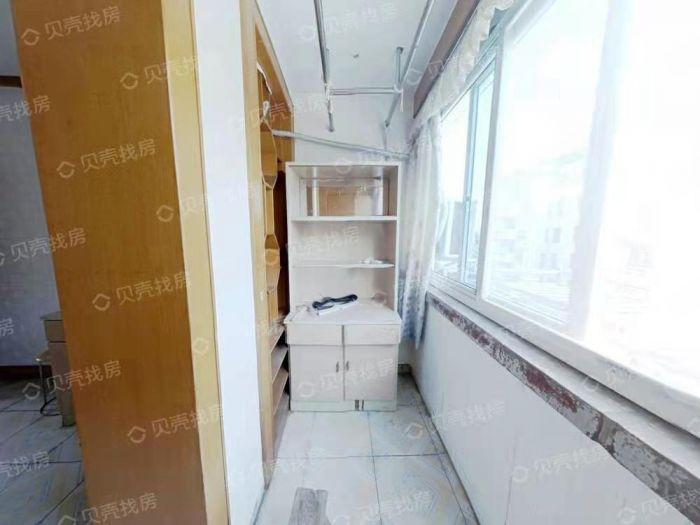 新华三村 2室1厅1卫 55.8m&sup2;