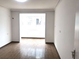 鸿运城市花苑 3室1厅1卫 97m²