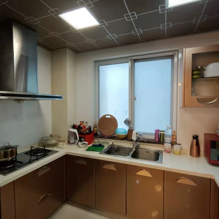 海天大厦 5室2厅2卫 255.00m&sup2;