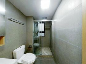 雍华府 3室2厅2卫 135m&sup2;