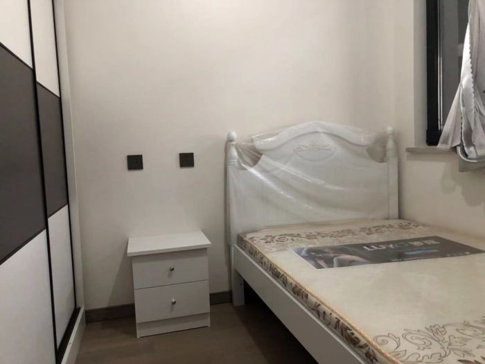 万科翡翠公园 3室2厅1卫 92m&sup2;