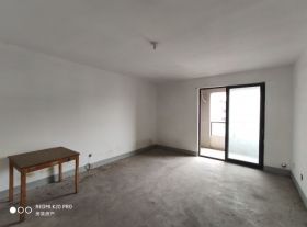 万通城 1室厅卫 98m²