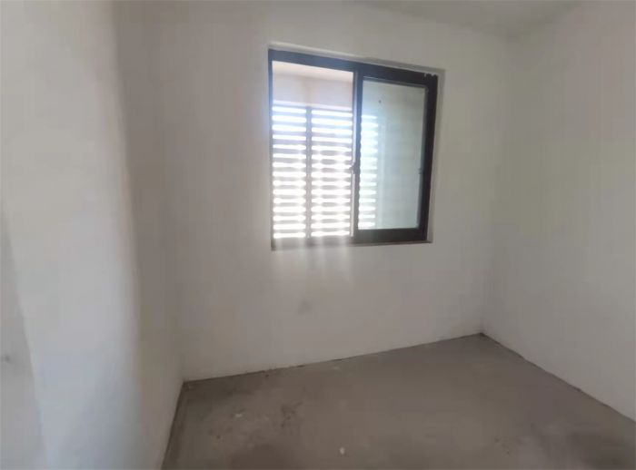 正泰江岸水苑 3室2厅2卫 121m&sup2;