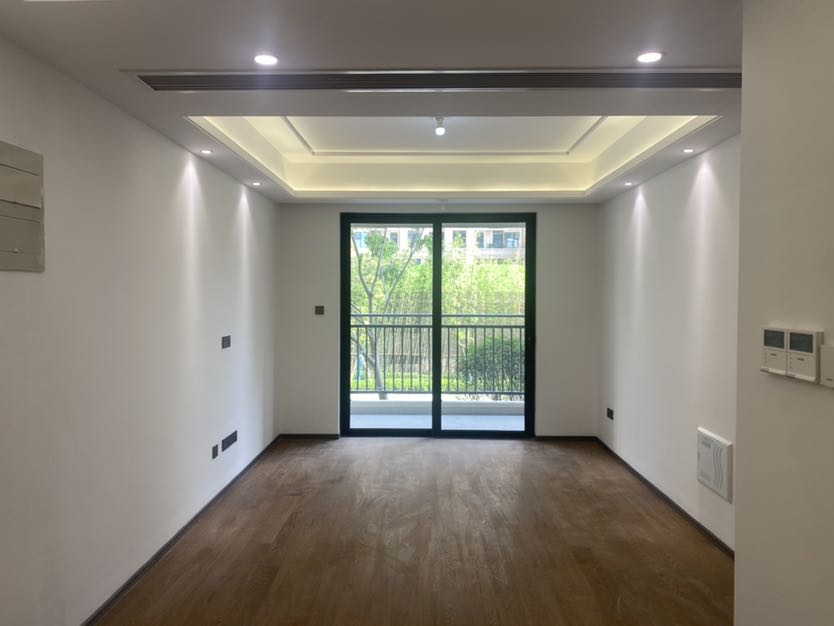春风南岸东园 3室2厅1卫 96m&sup2;