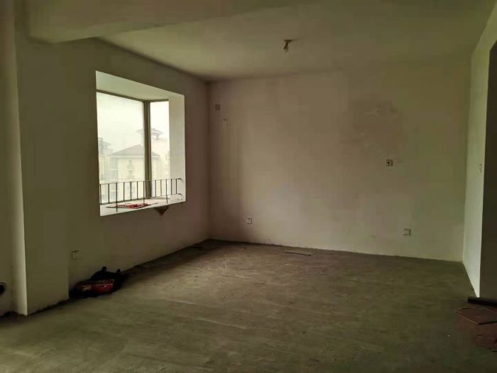 优山美地花园南区 3室2厅2卫 158.00m&sup2;
