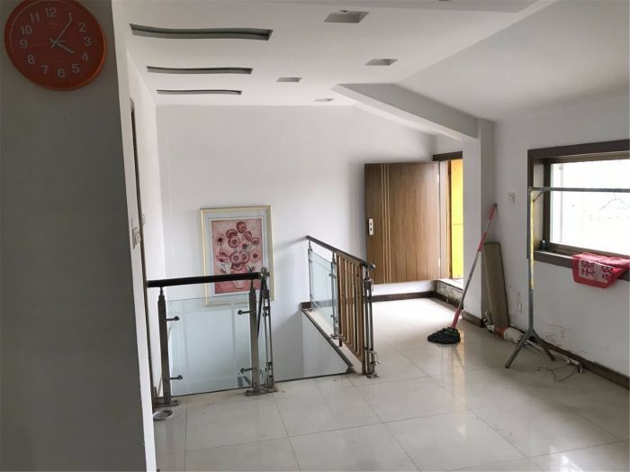 天都花苑 4室2厅1卫 144m&sup2;
